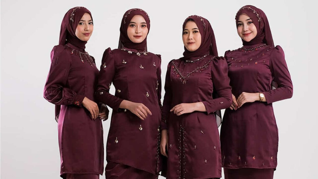 berapakah saiz baju kurung dipasaran